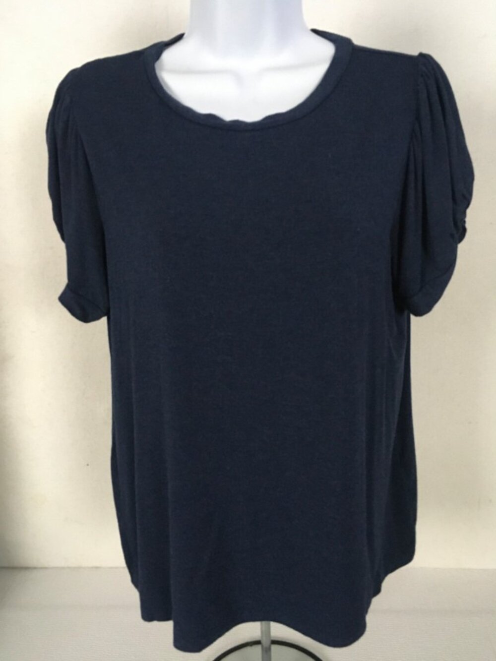 Market Spruce Top Size M Navy Blue Short Sleeves Round Neckline